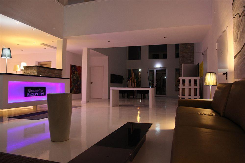 Designhotel Youngstar MHG Exteriör bild