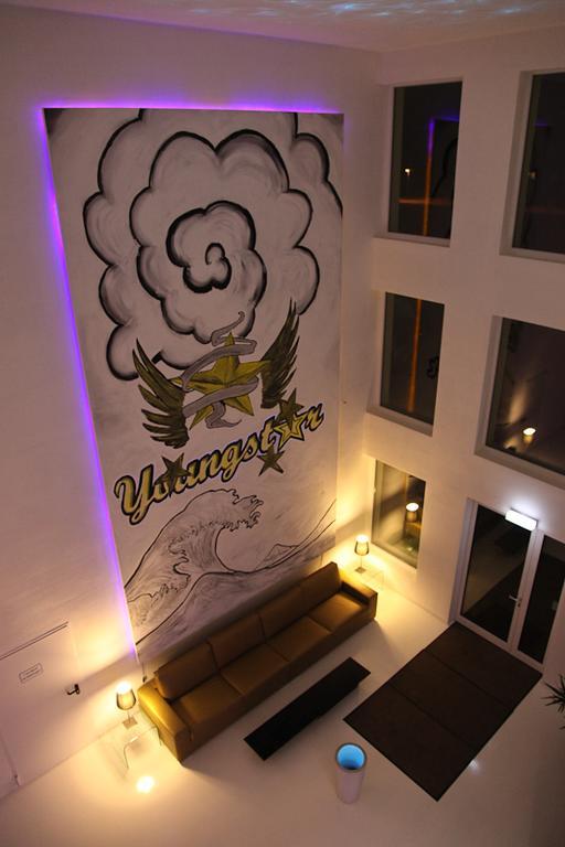Designhotel Youngstar MHG Exteriör bild